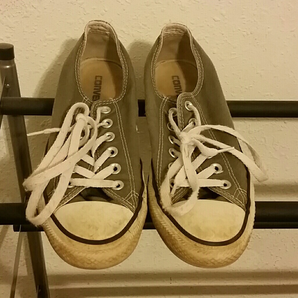 Grey Converse size 7